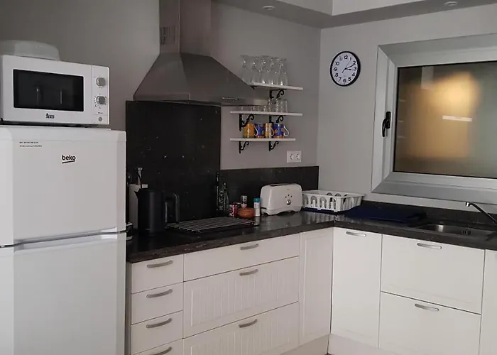 Casa Comoda Y Equipada Para 6 En Centro Pueblo